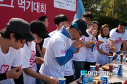 제13회 뉴욕핫도그&커피 먹기대회, ‘3연속 우승자’ 박진태 씨, ‘또! 우승’