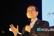 [M포토] 광화문 세월호 유가족 모임 연설하는 박원순 서울시장