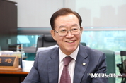 국회 예결위원장에 3선 이종배 선출