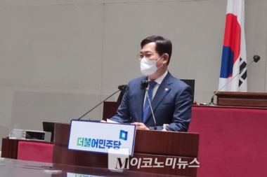 ‘돈봉투 의혹’ 송영길, 2차 검찰출석 후 “야당 탄압 정치쇼 그만해라”