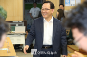 「M포토」 ‘탄소중립 녹색성장 금융특별법’ 입법토론회에 참석한 의원들