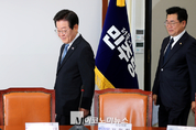 「M포토」 이재명, “모든 수단 총동원해 민생·경제 살려야”