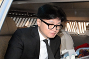 「M포토」 차량 이동하는 한동훈 대표