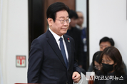 「M포토」 이재명 “내란 세력, 반성과 사죄가 아니라 재반란 선택”