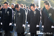 「M포토」 崔 권한대행·국회의장·여야 대표, 김수한 전 국회의장 영결식 참석