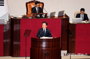 「M포토」 이재명, ‘먹사니즘’ 포함 ‘잘사니즘’...새로운 비전으로