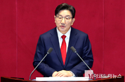 「M포토」 권성동 “왜, 비상조치가 내려졌는지 따져 봐야”