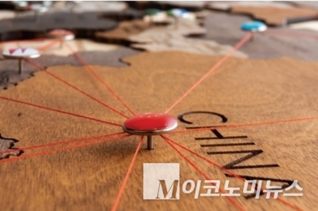 미국의 다음 차례 "중국이 이끄는 세계 경제 상상하기"