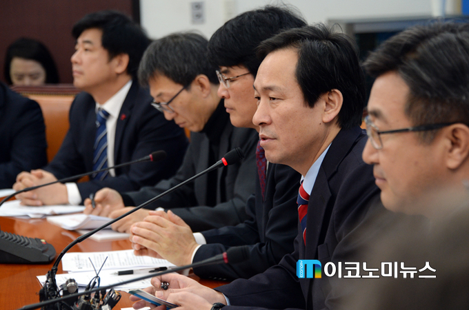 우상호 더불어민주당 원내대표가 20일 원내대책회의에서 발언하고 있다. / 사진 : 더불어민주당