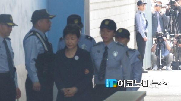 M이코노미 사진DB