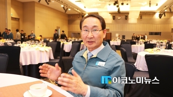 M이코노미 사진DB