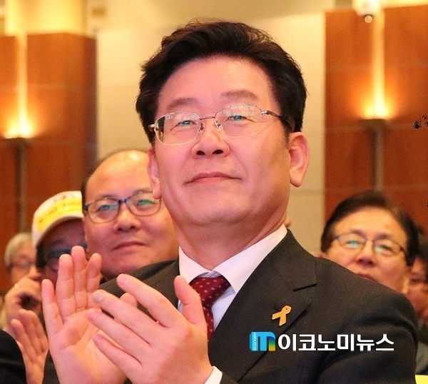 M이코노미 사진DB