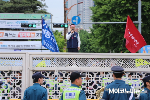 국회 환경노동위원회가 최저임금 산입범위 개정안 처리를 강행하면서, 노동계가 강하게 반발하고 있다.<사진 : 박종호 기자>