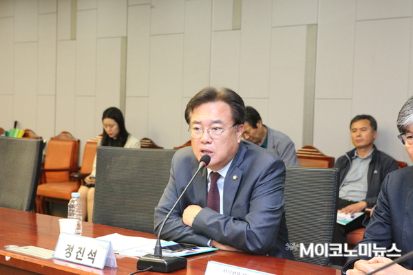 정진석 자유한국당 의원