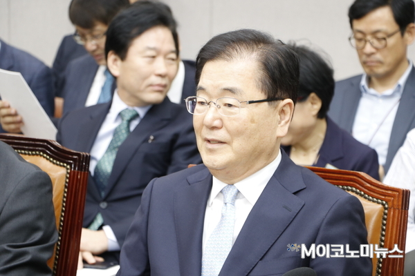 정의용 국가안보실장