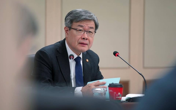 사진 : 이재갑 고용노동부 장관 페이스북