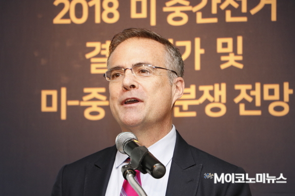 다니엘 아이켄슨 케이토(Cato) 연구소 이사
