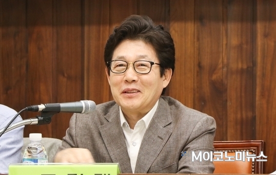 조명래 환경부 장관 <사진 : M이코노미DB>