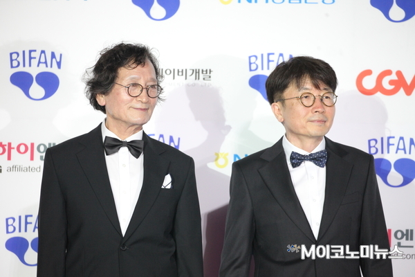 정지영 조직위원장(좌)과 신철 집행위원장(우)