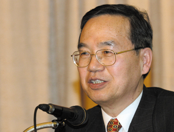 김충남 박사