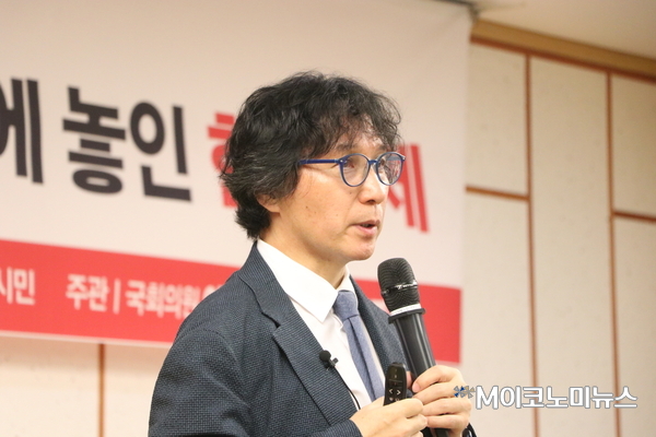 <strong>신장섭 싱가포르 국립대학교 경제학과 교수</strong>