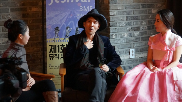 장인보 집행위원장(가운데) / 사진 : 본인 제공