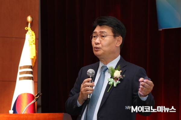 정용기 한국당 정책위의장