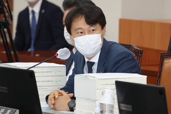 사진 : 이탄희 더불어민주당 의원 페이스북