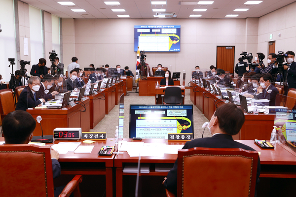사진 : 국회사무처 제공