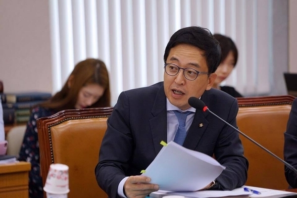  사진 : 금태섭 전 더불어민주당 의원 페이스북
