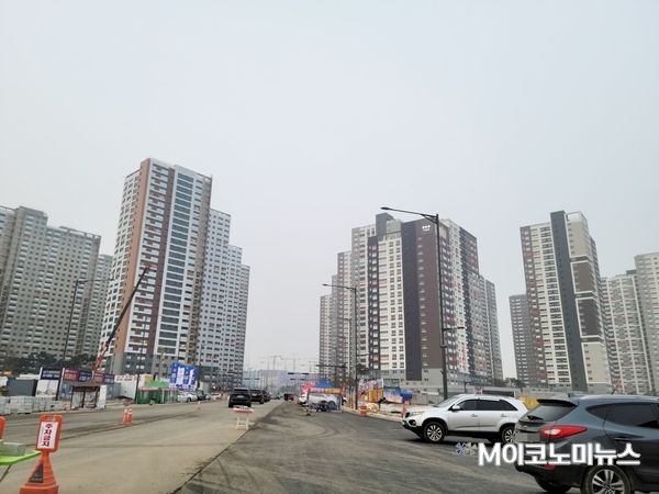 기사와 무관
