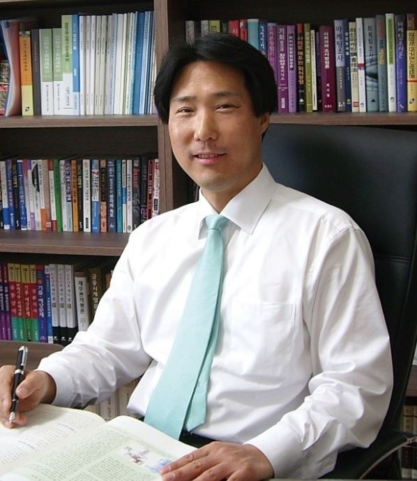 방용성 경영학 박사 / 방스커뮤니티 주식회사 대표이사 