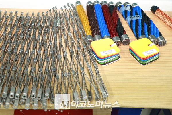 사진/ 신흥 ENG가 직접 개발한 케이블(강선). 이 회사는 2006년부터 지금까지 매년 평균 12개 이상의 보도교를 만드는 놀라운 성장세를 보이고 있다