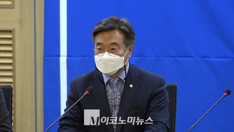 지난 7일 더불어민주당과 새로운물결의 합당 선포식에서 발언하고있는 민주당 윤호중 비상대책위원장 <사진:M이코노미DB> 