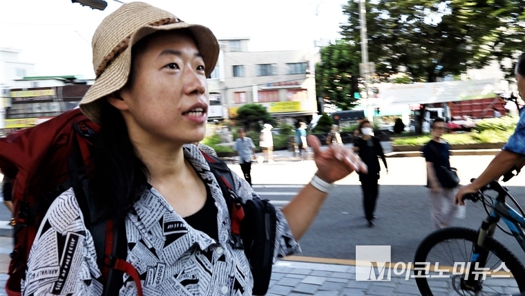 김씨는 편안하고 안전한 생활형 자전거도로를 만들자고 관계 공무원이나 시민들에게 설득하고 있다. 하지만 "자전거도로를 내면 교통체증이 심해지는 거 아닌가?" 라고 회의적이다. 아직은 우리나라에서 생활 자전거도로 개념이 낯선 상황이지만, 친환경 생활 자전거도로를 그려내 보겠다는 것이 김씨의 결심이다. 