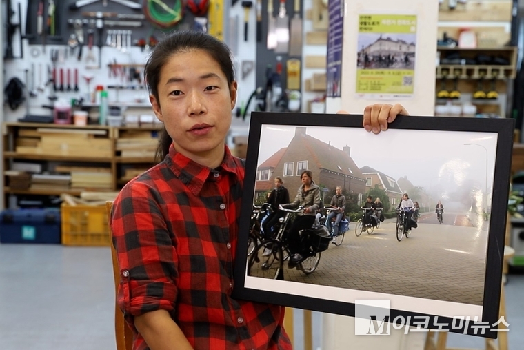 김씨는 세계 여행의 경험이 많아 글로벌한 시각을 가진 우리 젊은이들이 이제 나서야 한다고 말한다. 이들이 한국형 생활 자전거도로에 대한 아이디어를 내고, 정부는 공모를 통해 젊은이들의 참신한 아이디어가 현장에 적용할 수 있게 기회를 제공하고, 이릍 통해 서울 등 우리나라를 '탄소중립 친환경' 나라로 만들어야 한다고 주장한다. 