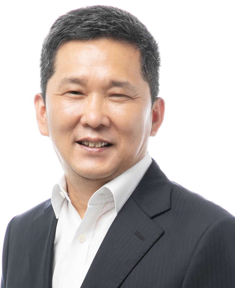 신완철 신임 회장 