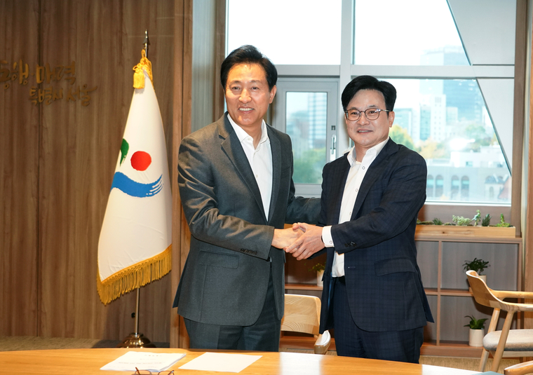 오세훈 서울시장과 김병수 김포시장 면담 (사진 제공 : 서울시) 