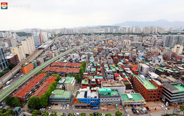 용산역 인근 노후 저층 주거지 (사진_서울시)<br>
