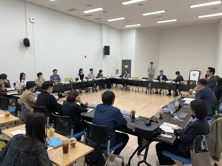경기도교육청이 31개 시군 지자체와 권역별 협의회를 5월까지 순차적으로 진행한다 <경기도교육청 제공>