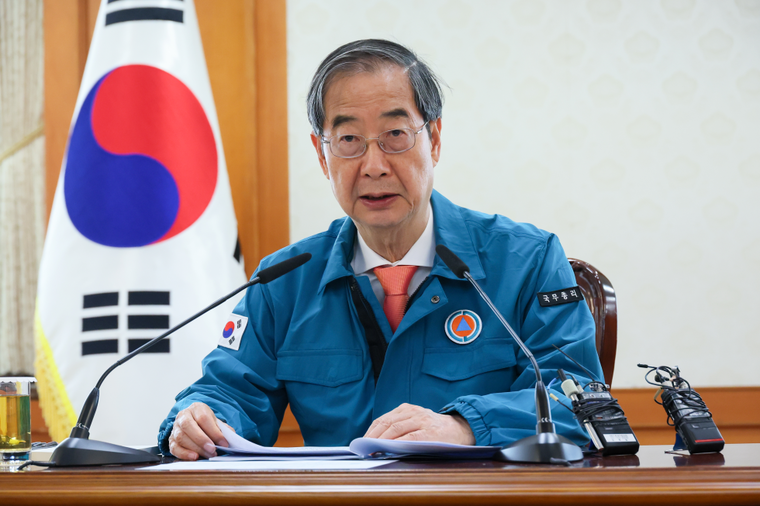 한덕수 국무총리가 1일 세종대로 정부서울청사에서 열린 중앙재난안전대책본부 회의에 참석, 의과대학 정원 관련 발언을 하고 있다. 사진=국무총리실