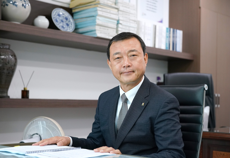 광주시 제18대 부시장으로 취임한 김충범부시장 <광주시 제공>