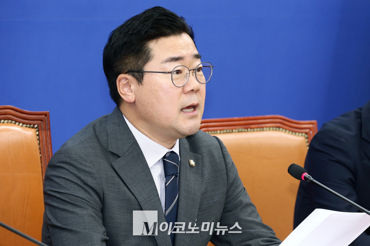 박찬대 더불어민주당 당 대표 직무대행 겸 원내대표. (사진=최동환 기자)