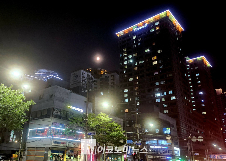 서울 도심의 밤 주택가 모습. (사진=최동환 기자)