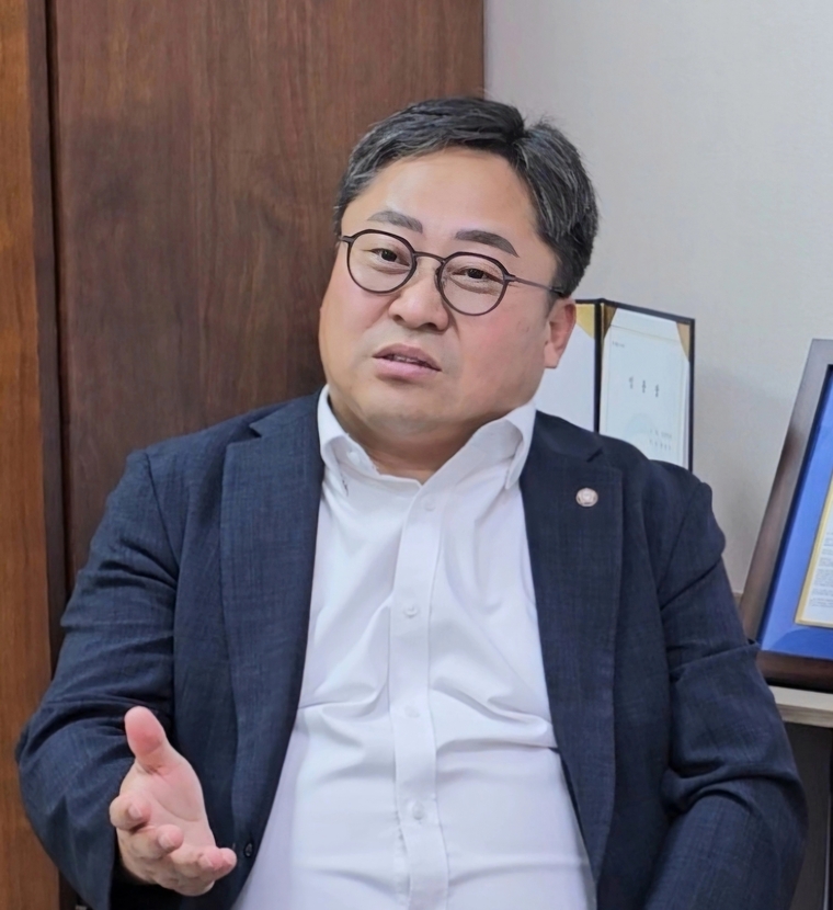 수원특례시의회 도시환경위원회 박현수(국민의힘, 금곡동·호매실동·평동·평리동·고색동·오목천동) 의원 <강소하 기자>
