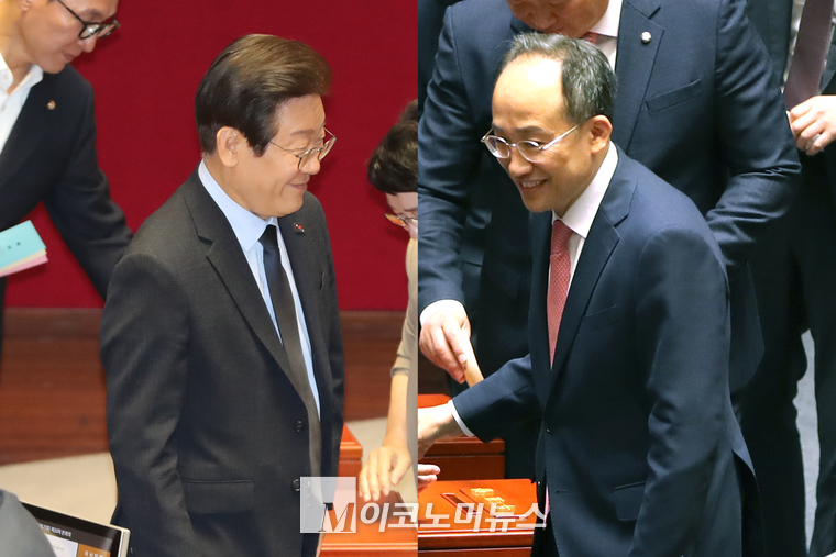 이재명 더불어민주당 대표와 추경호 국민의힘 원내대표가 4일 투표하고 있다. (사진=최동환 기자)