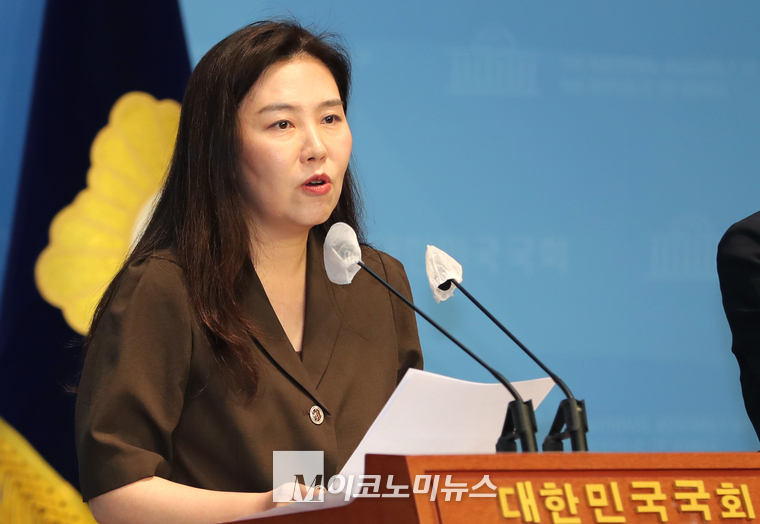 강유정 더불어민주당 의원. (사진=최동환 기자)