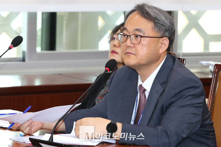 주영수 국립중앙의료원장이 17일 보건위 국감에 참석했다. (사진=최동환 기자)