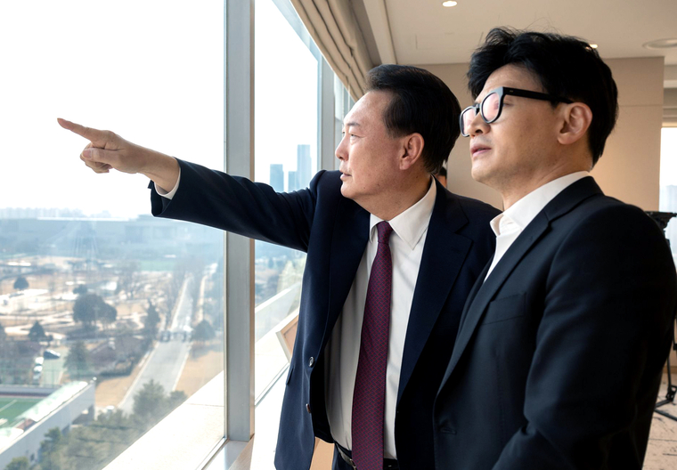 지난 1월 29일 윤석열 대통령은 국민의힘 한동훈 비상대책위원장을 용산 집무실로 초청해 오찬회동을 했다. (대통령실)