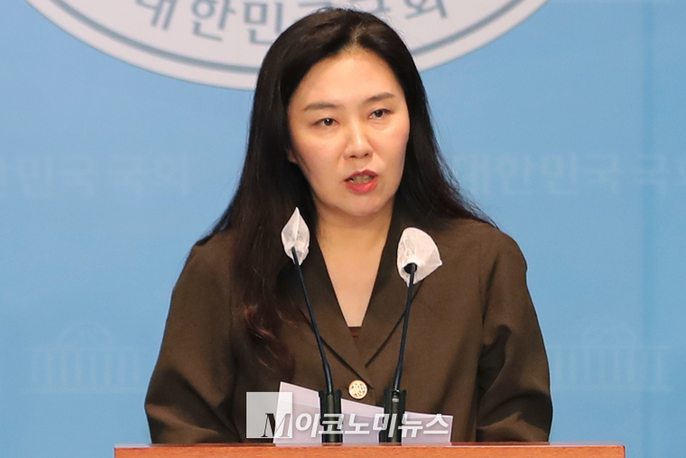 강유정 더불어민주당 대변인. (사진=최동환 기자)
